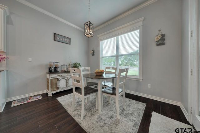 19359 Ridge Point Cir, Lindale, TX 75771