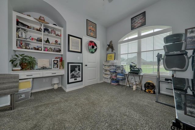 19359 Ridge Point Cir, Lindale, TX 75771