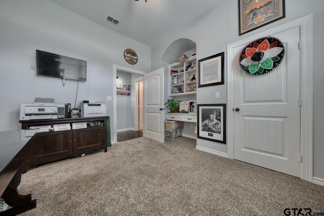 19359 Ridge Point Cir, Lindale, TX 75771