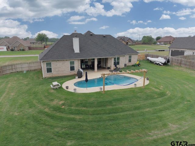 19359 Ridge Point Cir, Lindale, TX 75771
