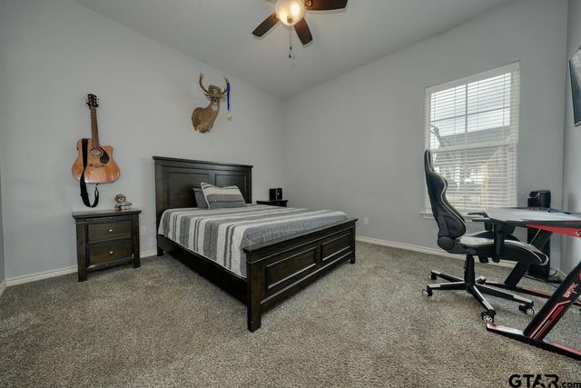 19359 Ridge Point Cir, Lindale, TX 75771