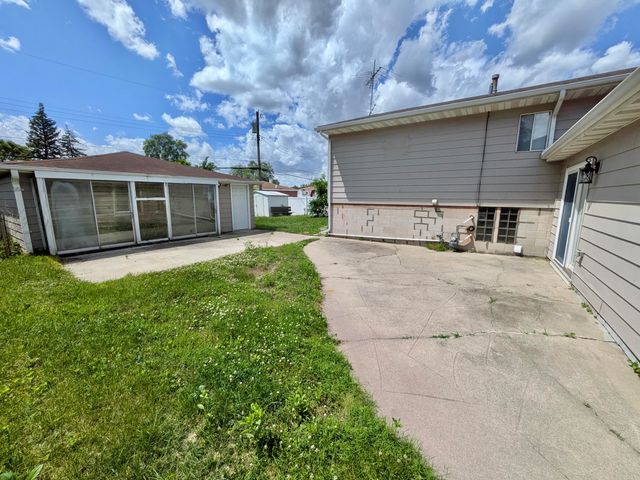 918 N Arbogast Street, Griffith, IN 46319