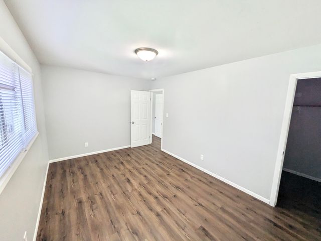 918 N Arbogast Street, Griffith, IN 46319