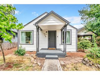 428 W CENTENNIAL Blvd, Springfield, OR 97477