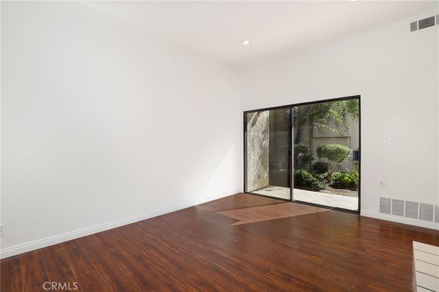 5738 Skyview Way C, Agoura Hills, CA 91301