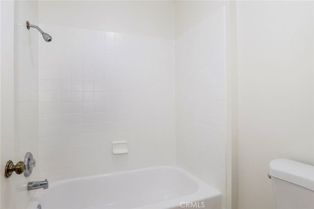 5738 Skyview Way C, Agoura Hills, CA 91301