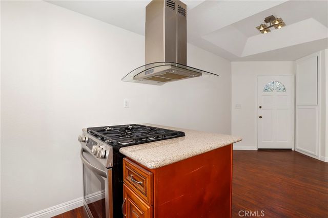 5738 Skyview Way C, Agoura Hills, CA 91301