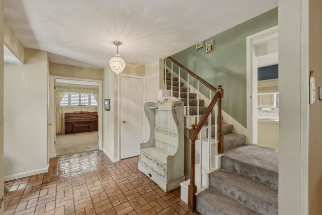 9929 Windledge Drive, Dallas, TX 75238