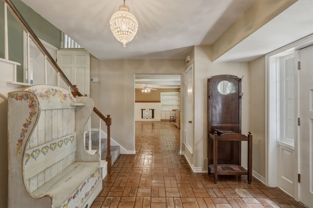 9929 Windledge Drive, Dallas, TX 75238