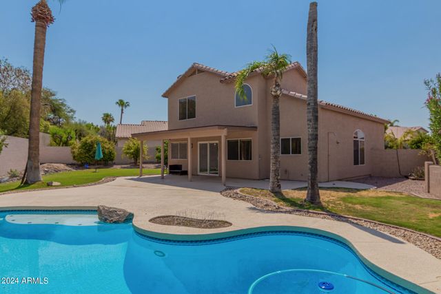1320 E CHARLESTON Avenue, Phoenix, AZ 85022