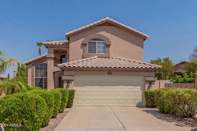 1320 E CHARLESTON Avenue, Phoenix, AZ 85022
