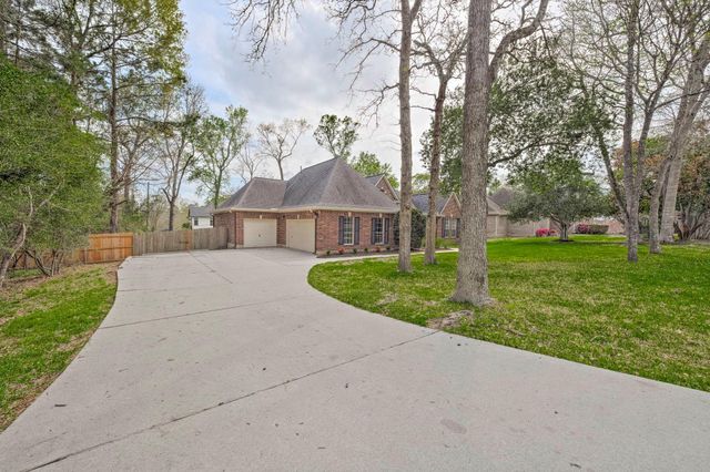 2306 Carriage Run E, Conroe, TX 77384