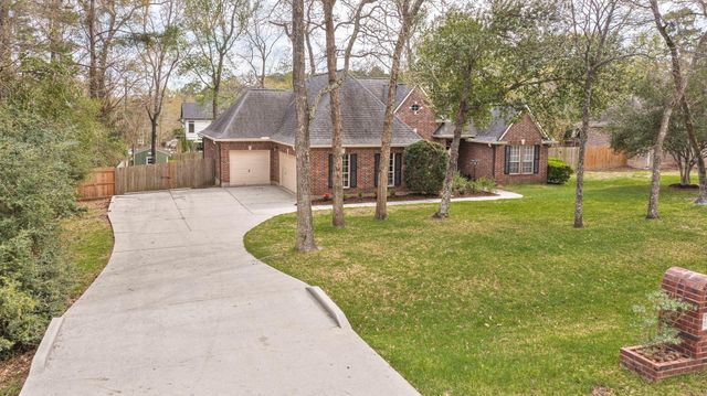 2306 Carriage Run E, Conroe, TX 77384