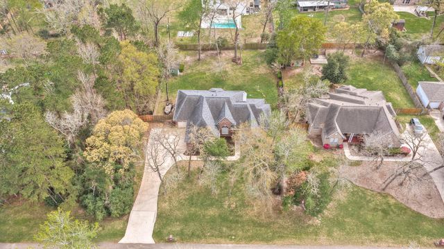 2306 Carriage Run E, Conroe, TX 77384