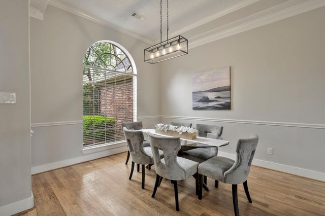 2306 Carriage Run E, Conroe, TX 77384