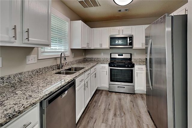 100 Rosemont Court, Hiram, GA 30141