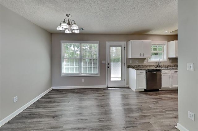 100 Rosemont Court, Hiram, GA 30141