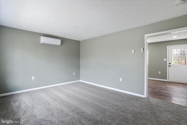 127 WOODRIDGE CT, Stephens City, VA 22655