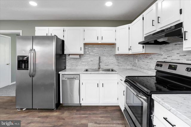 127 WOODRIDGE CT, Stephens City, VA 22655