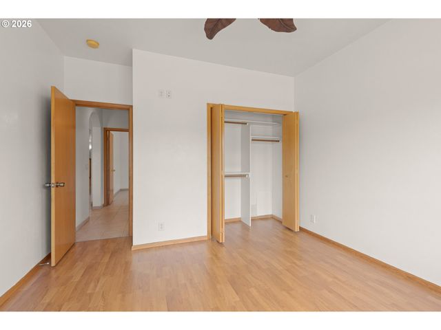 919 OLD ORCHARD Ln, Springfield, OR 97477