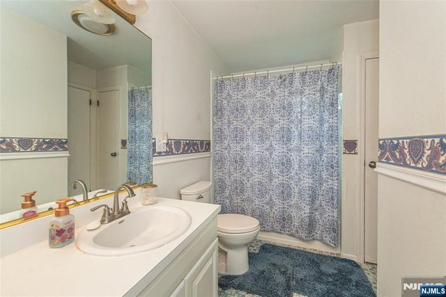 21 Hall Avenue, Denville Township, NJ 07834