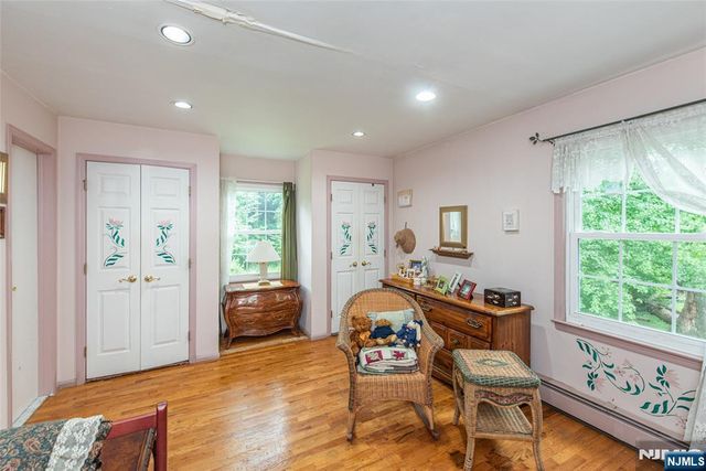 21 Hall Avenue, Denville Township, NJ 07834