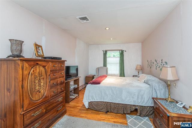 21 Hall Avenue, Denville Township, NJ 07834