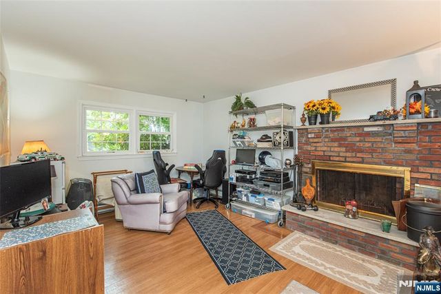 21 Hall Avenue, Denville Township, NJ 07834