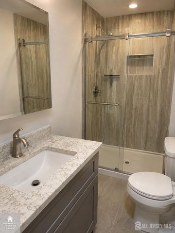 327 Nantuckett Lane A, Monroe, NJ 08831