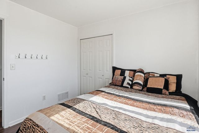 4932 SOUTH POINTE DR, Rapid City, SD 57701