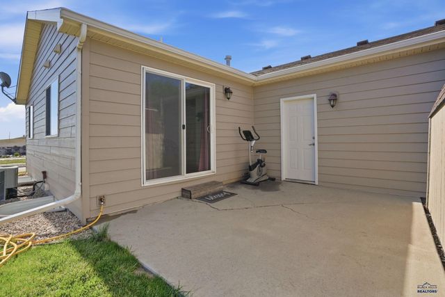 4932 SOUTH POINTE DR, Rapid City, SD 57701