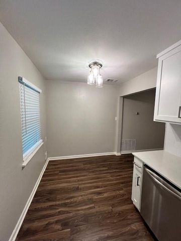6302 Chesterfield Ave, Austin, TX 78752