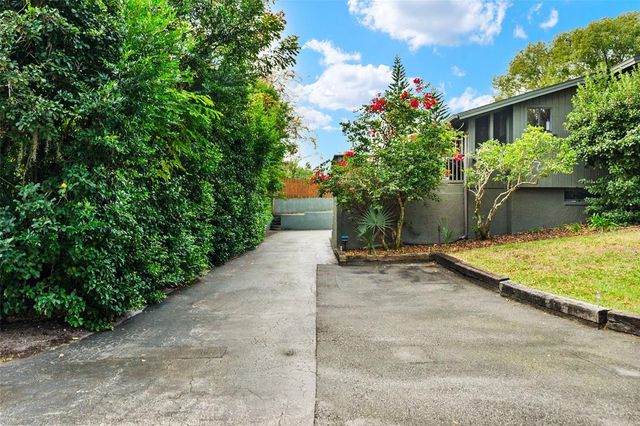 315 SWEET BAY AVENUE, New Smyrna Beach, FL 32168