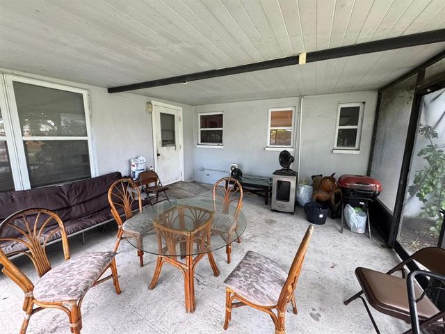 6160 22ND AVENUE N, St Petersburg, FL 33710