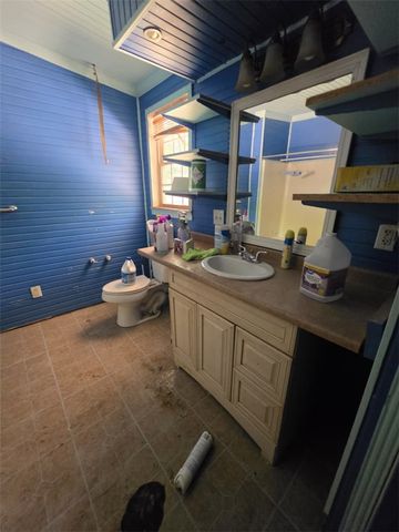 6 S Chastain Drive, Greenville, SC 29617