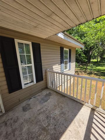 6 S Chastain Drive, Greenville, SC 29617