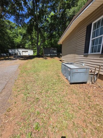6 S Chastain Drive, Greenville, SC 29617