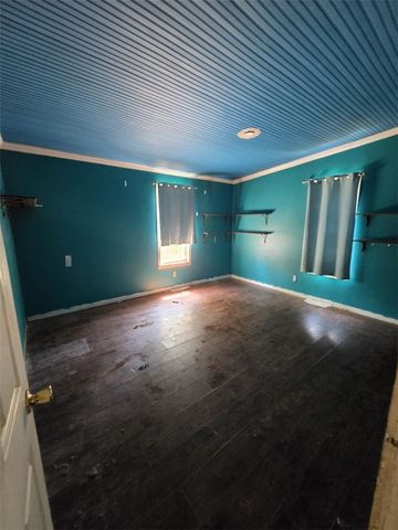 6 S Chastain Drive, Greenville, SC 29617