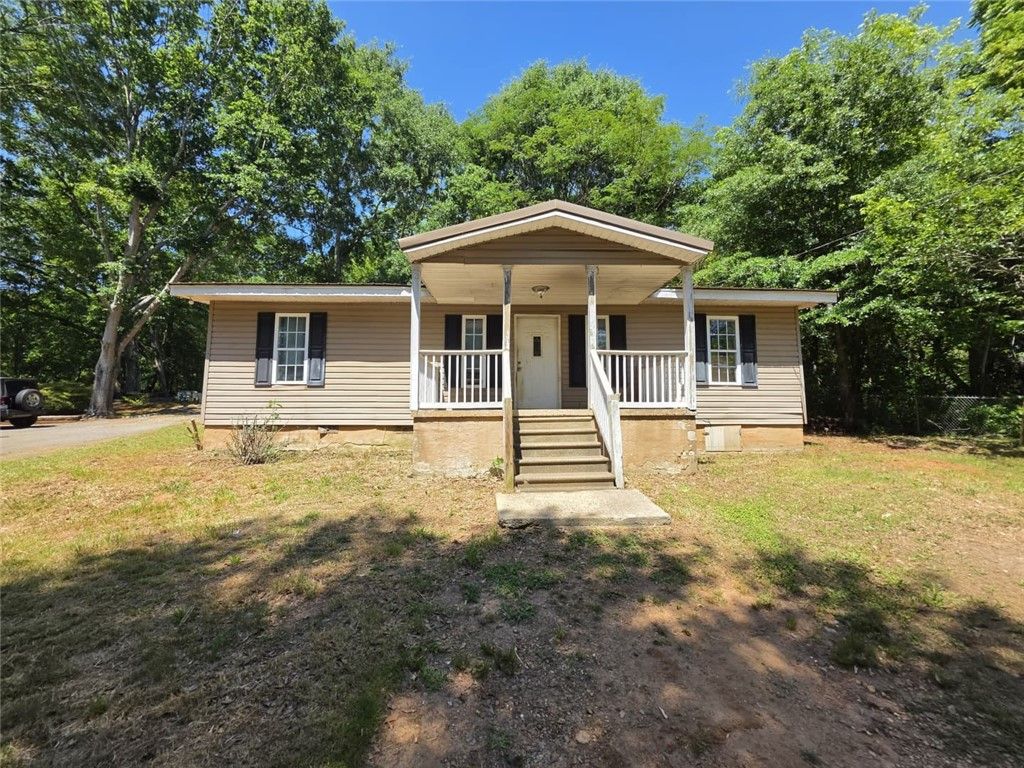 6 S Chastain Drive, Greenville, SC 29617