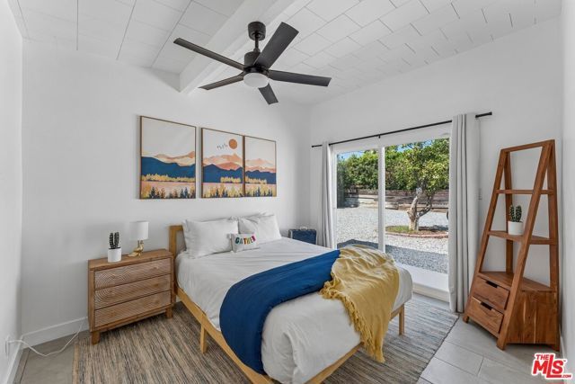 547 N Farrell Drive, Palm Springs, CA 92262