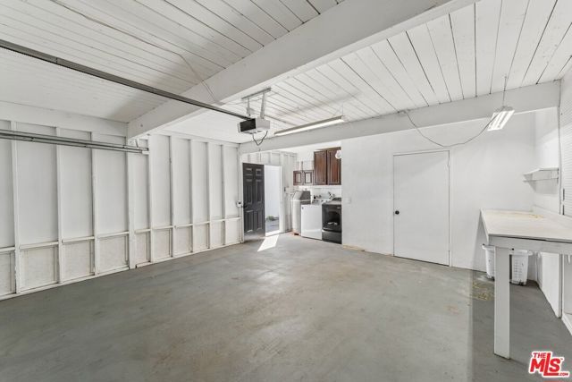 547 N Farrell Drive, Palm Springs, CA 92262