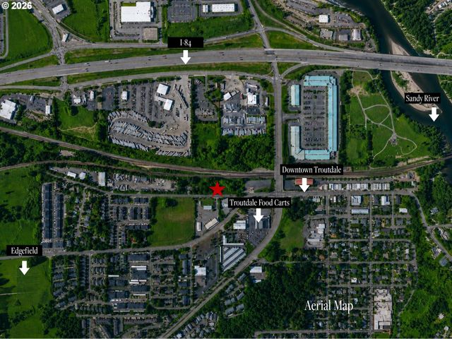 641 W HISTORIC COLUMBIA RI Hwy, Troutdale, OR 97060