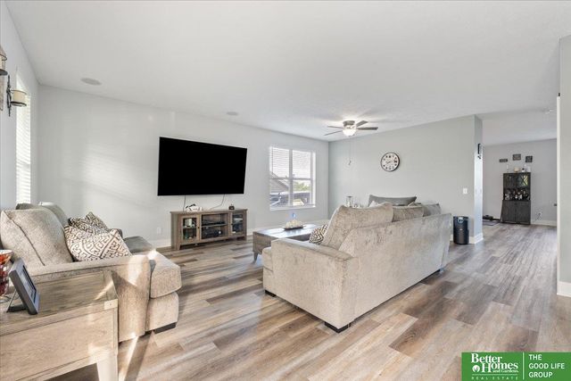 21110 Buchanan Parkway, Gretna, NE 68028