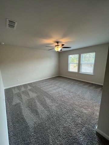 950 Sunny Lake Drive, Lawrenceville, GA 30043