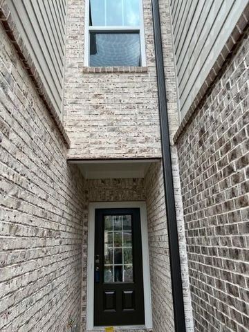 950 Sunny Lake Drive, Lawrenceville, GA 30043