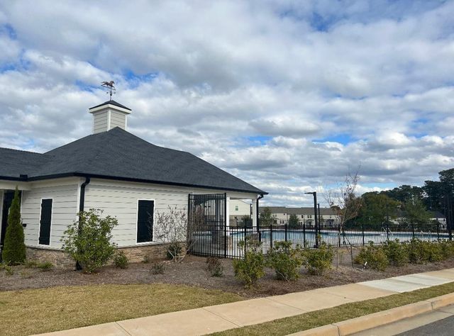 950 Sunny Lake Drive, Lawrenceville, GA 30043
