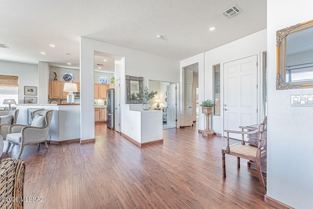 976 W Tenniel Drive, Green Valley, AZ 85614