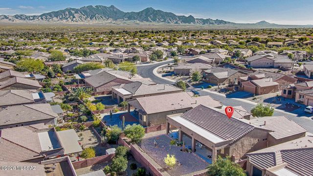 976 W Tenniel Drive, Green Valley, AZ 85614