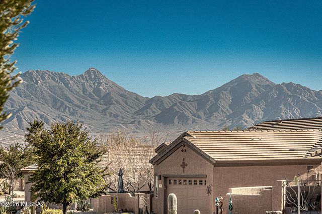 976 W Tenniel Drive, Green Valley, AZ 85614