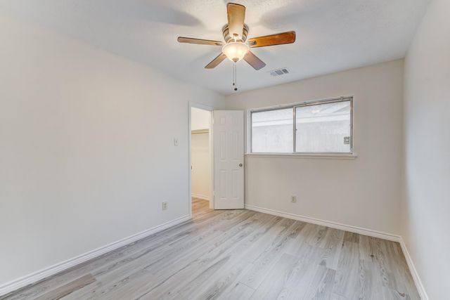 4812 Ivy Street, Pasadena, TX 77505